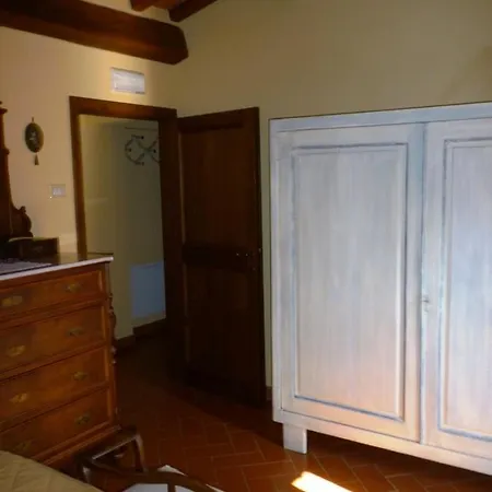 Agriturismo Casa Belvedere Farm stay Bacchereto